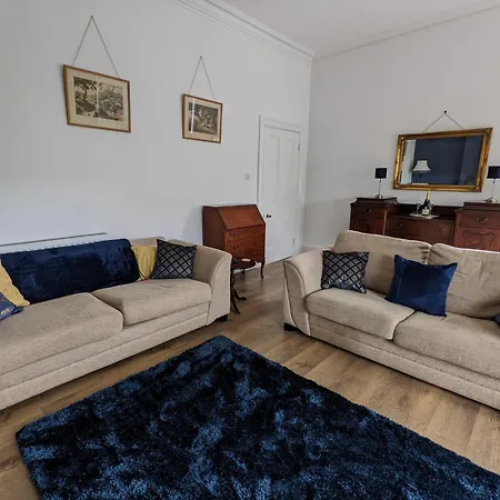 Grosvenor First Floor