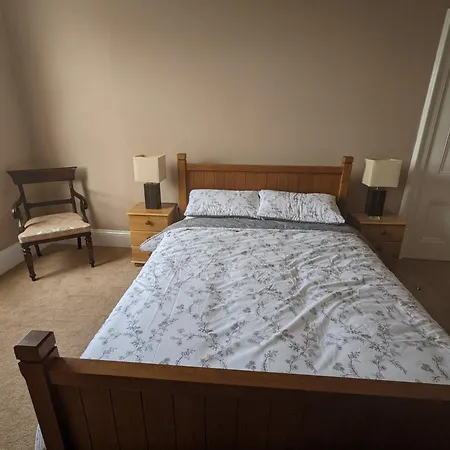 Grosvenor First Floor Σκάρμπορο