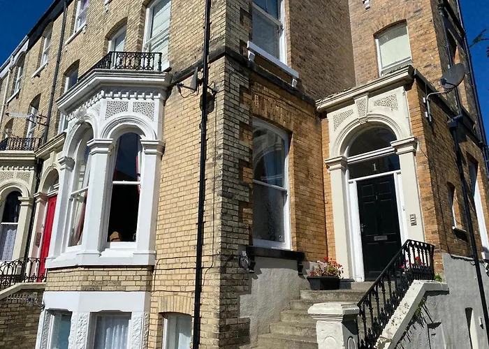 Grosvenor First Floor * Scarborough