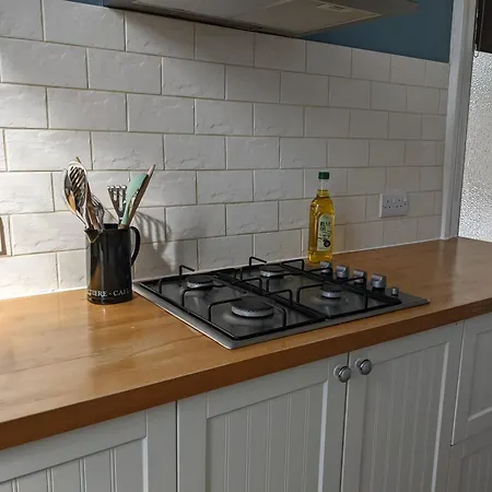 Grosvenor First Floor Apartman *
