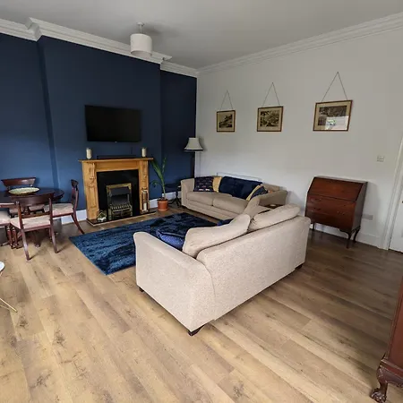 Grosvenor First Floor Apartman